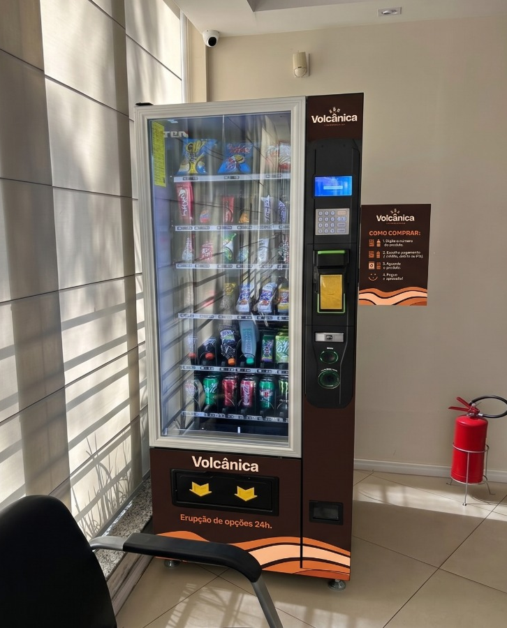 Máquina Volcânica instalada, vista frontal